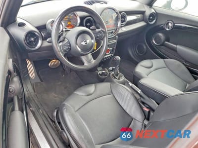 Zdjęcie 8 z 13 samochodu: 2015 MINI COOPER S VIN:WMWZP3C51FT708502 - miniatura