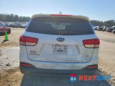 Zdjęcie 6 z 13 samochodu: 2018 KIA SORENTO LX VIN:5XYPG4A38JG424001 - miniatura