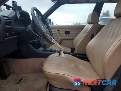 Zdjęcie 7 z 13 samochodu: 1989 BMW 325 I AUTOMATIC VIN:WBAAA2308K4495176 - miniatura