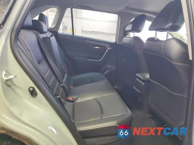 Zdjęcie 11 z 13 samochodu: 2022 TOYOTA RAV4 HYBRID XLE PREMIUM VIN:JTMB6RFV9ND074080 - miniatura