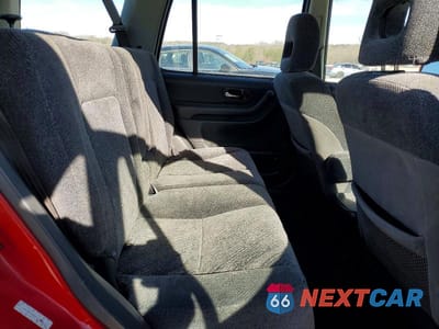 Zdjęcie 11 z 13 samochodu: 2001 HONDA CR-V EX VIN:JHLRD18621S029115 - miniatura