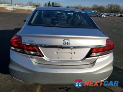 Zdjęcie 6 z 12 samochodu: 2015 HONDA CIVIC LX VIN:19XFB2F50FE208219 - miniatura