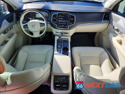 Zdjęcie 8 z 13 samochodu: 2021 VOLVO XC90 T5 MOMENTUM VIN:YV4102CK7M1670882 - miniatura