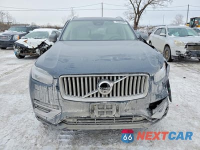 Piąte zdjęcie samochodu w środku: 2024 VOLVO XC90 ULTIMATE VIN:YV4062PF7R1211933 - miniatura