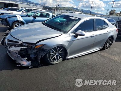 2021 TOYOTA CAMRY SE 4T1G11AK4MU544304 - główne zdjęcie licytacji z USA - miniatura