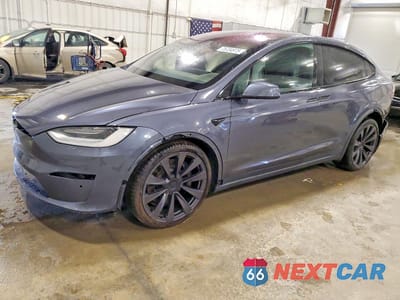 2022 TESLA MODEL X 7SAXCBE63NF332377 - główne zdjęcie licytacji z USA - miniatura