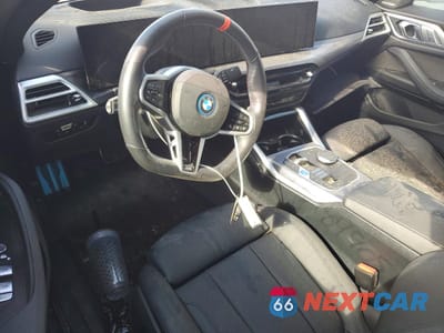 Zdjęcie 8 z 13 samochodu: 2025 BMW I4 M50 VIN:WBY33HD04SFT93383 - miniatura