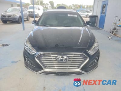 Piąte zdjęcie samochodu w środku: 2019 HYUNDAI SONATA HYBRID VIN:KMHE24L31KA088272 - miniatura