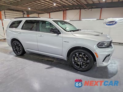 Czwarte zdjęcie samochodu z boku: 2023 DODGE DURANGO R VIN:1C4SDJCT4PC636549 - miniatura