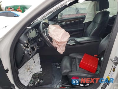 Zdjęcie 7 z 11 samochodu: 2018 BMW 540 XI VIN:WBAJE7C50JWC56532 - miniatura