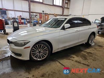 2015 BMW 320 I XDRIVE WBA3C3G51FNT51726 - główne zdjęcie licytacji z USA - miniatura