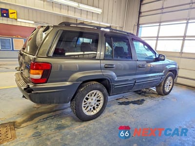 Trzecie zdjęcie samochodu z tyłu: 2002 JEEP GRAND CHEROKEE LIMITED VIN:1J4GW58NX2C272996 - miniatura
