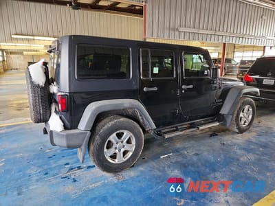 Trzecie zdjęcie samochodu z tyłu: 2018 JEEP WRANGLER UNLIMITED SPORT VIN:1C4BJWDG5JL911392 - miniatura