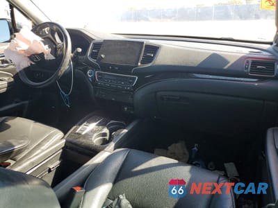 Zdjęcie 8 z 12 samochodu: 2022 HONDA PILOT TOURING VIN:5FNYF5H90NB015415 - miniatura
