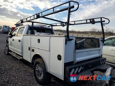 Drugie zdjęcie samochodu z przodu: 2022 FORD F250 SUPER - UTILITY / SERVICE TRUCK VIN:1FT7W2B62NEE45800 - miniatura