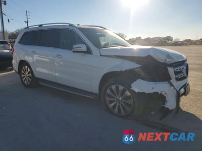 Czwarte zdjęcie samochodu z boku: 2018 MERCEDES-BENZ GLS 450 4MATIC VIN:4JGDF6EE0JB171405 - miniatura