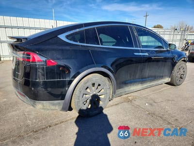 Trzecie zdjęcie samochodu z tyłu: 2019 TESLA MODEL X VIN:5YJXCDE22KF180691 - miniatura