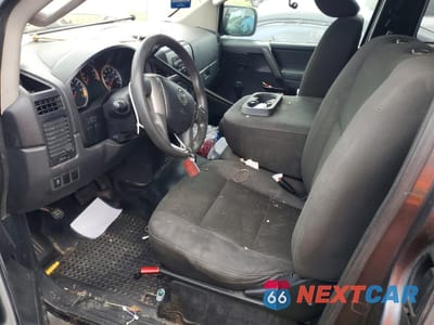 Zdjęcie 7 z 12 samochodu: 2014 NISSAN TITAN S VIN:1N6AA0CH0EN519513 - miniatura