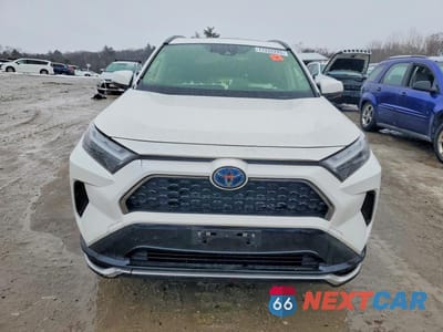 Piąte zdjęcie samochodu w środku: 2023 TOYOTA RAV4 PRIME SE VIN:JTMAB3FV8PD150105 - miniatura