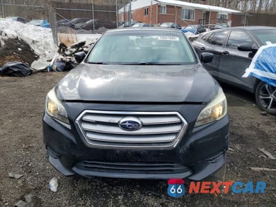 Piąte zdjęcie samochodu w środku: 2016 SUBARU LEGACY 2.5I PREMIUM VIN:4S3BNAC66G3063385 - miniatura