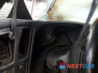 Zdjęcie 9 z 11 samochodu: 2001 CHEVROLET SILVERADO K1500 VIN:1GCEK19T91Z221273 - miniatura