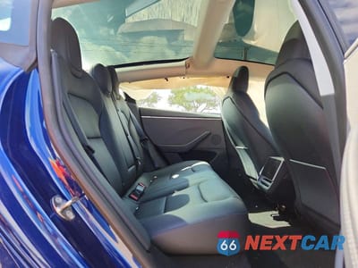 Zdjęcie 10 z 12 samochodu: 2024 TESLA MODEL 3 VIN:5YJ3E1EAXRF835477 - miniatura