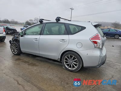 Drugie zdjęcie samochodu z przodu: 2015 TOYOTA PRIUS V VIN:JTDZN3EU3FJ019506 - miniatura