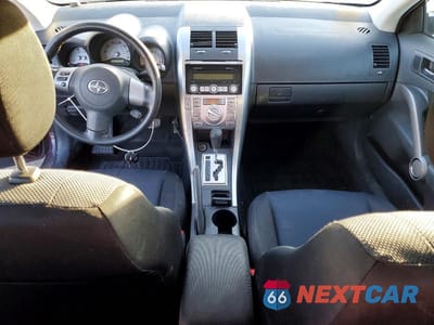 Zdjęcie 8 z 12 samochodu: 2009 TOYOTA SCION TC VIN:JTKDE167290296075 - miniatura