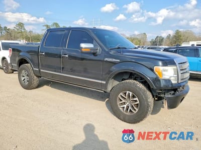 Czwarte zdjęcie samochodu z boku: 2010 FORD F150 SUPERCREW VIN:1FTFW1CV8AFD32580 - miniatura