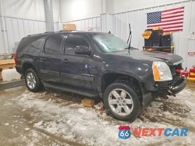 Czwarte zdjęcie samochodu z boku: 2013 GMC YUKON XL K1500 SLT VIN:1GKS2KE71DR288668 - miniatura