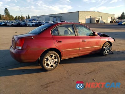 Trzecie zdjęcie samochodu z tyłu: 2002 HYUNDAI ELANTRA VIN:KMHDN45D12U440826 - miniatura