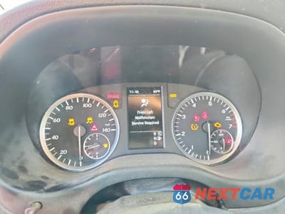 Zdjęcie 9 z 12 samochodu: 2018 MERCEDES-BENZ METRIS VIN:WD4PG2EE1J3396455 - miniatura