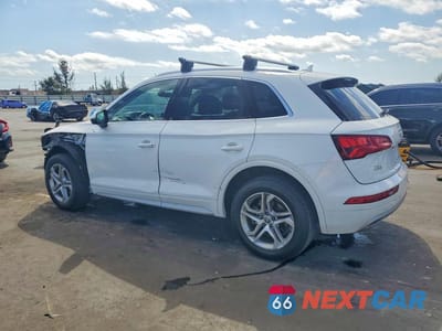 Drugie zdjęcie samochodu z przodu: 2019 AUDI Q5 PREMIUM VIN:WA1ANAFY8K2057346 - miniatura