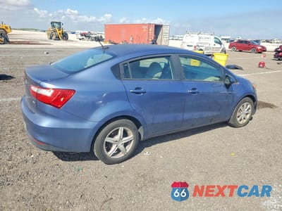 Trzecie zdjęcie samochodu z tyłu: 2016 KIA RIO LX VIN:KNADM4A34G6687669 - miniatura