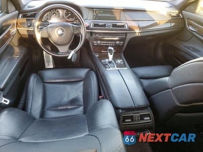 Zdjęcie 8 z 11 samochodu: 2011 BMW 740 LI VIN:WBAKB4C55BC574545 - miniatura