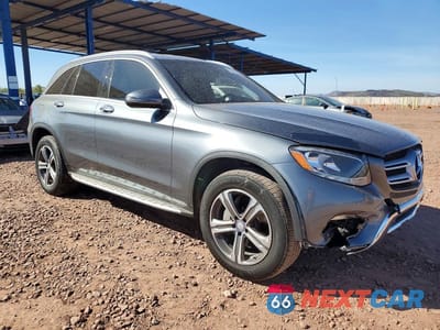 Czwarte zdjęcie samochodu z boku: 2017 MERCEDES-BENZ GLC 300 VIN:WDC0G4JBXHF190749 - miniatura