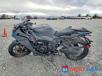 Trzecie zdjęcie samochodu z tyłu: 2025 KAWASAKI ZX636 K VIN:JKBZXJJ19SA027023 - miniatura