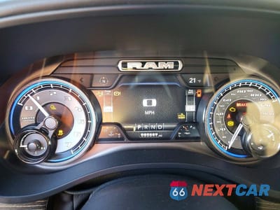 Zdjęcie 9 z 12 samochodu: 2019 RAM 1500 LIMITED VIN:1C6SRFHT0KN620117 - miniatura