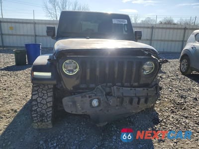 Piąte zdjęcie samochodu w środku: 2021 JEEP WRANGLER UNLIMITED SAHARA VIN:1C4HJXEG2MW551113 - miniatura