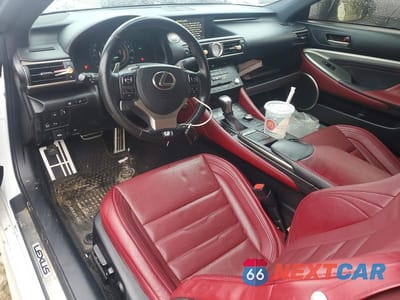 Zdjęcie 8 z 11 samochodu: 2017 LEXUS RC 350 VIN:JTHSE5BC8H5008326 - miniatura