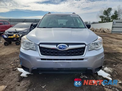 Piąte zdjęcie samochodu w środku: 2016 SUBARU FORESTER 2.5I VIN:JF2SJABC9GH489577 - miniatura