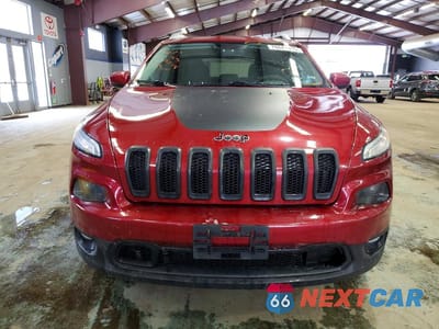 Piąte zdjęcie samochodu w środku: 2014 JEEP CHEROKEE LATITUDE VIN:1C4PJMCB7EW298809 - miniatura