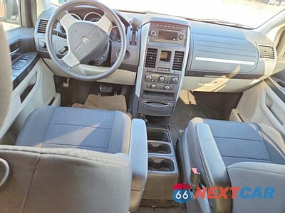 Zdjęcie 8 z 12 samochodu: 2010 DODGE GRAND CARAVAN SE VIN:2D4RN4DE0AR139870 - miniatura