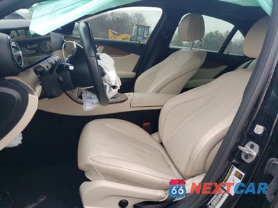Zdjęcie 7 z 13 samochodu: 2021 MERCEDES-BENZ E 350 4MATIC VIN:W1KZF8EB4MA959163 - miniatura