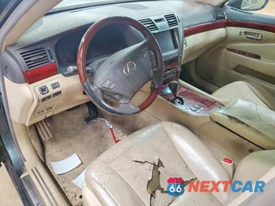 Zdjęcie 8 z 12 samochodu: 2007 LEXUS LS 460 L VIN:JTHGL46F675017504 - miniatura