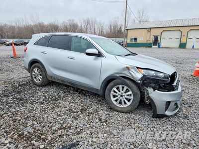 Czwarte zdjęcie samochodu z boku: 2019 KIA SORENTO L VIN:5XYPG4A32KG498502 - miniatura
