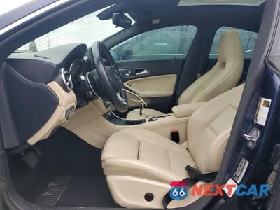 Zdjęcie 7 z 11 samochodu: 2019 MERCEDES-BENZ CLA 250 VIN:WDDSJ4EB6KN711317 - miniatura