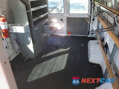 Zdjęcie 10 z 14 samochodu: 2010 FORD ECONOLINE E250 VAN VIN:1FTNE2EW1ADA40453 - miniatura