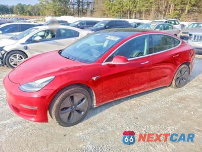 2018 TESLA MODEL 3 5YJ3E1EA4JF007090 - główne zdjęcie licytacji z USA - miniatura