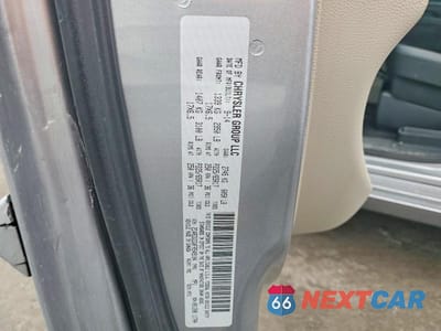 Zdjęcie 13 z 13 samochodu: 2015 DODGE GRAND CARAVAN SXT VIN:2C4RDGCGXFR549104 - miniatura